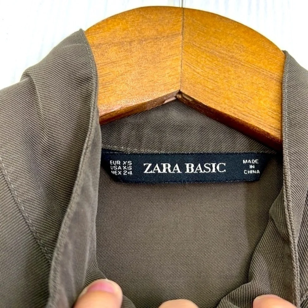 Zara - Dark Olive Green Lightweight Safari Jacket With Gold Hardware Size XS